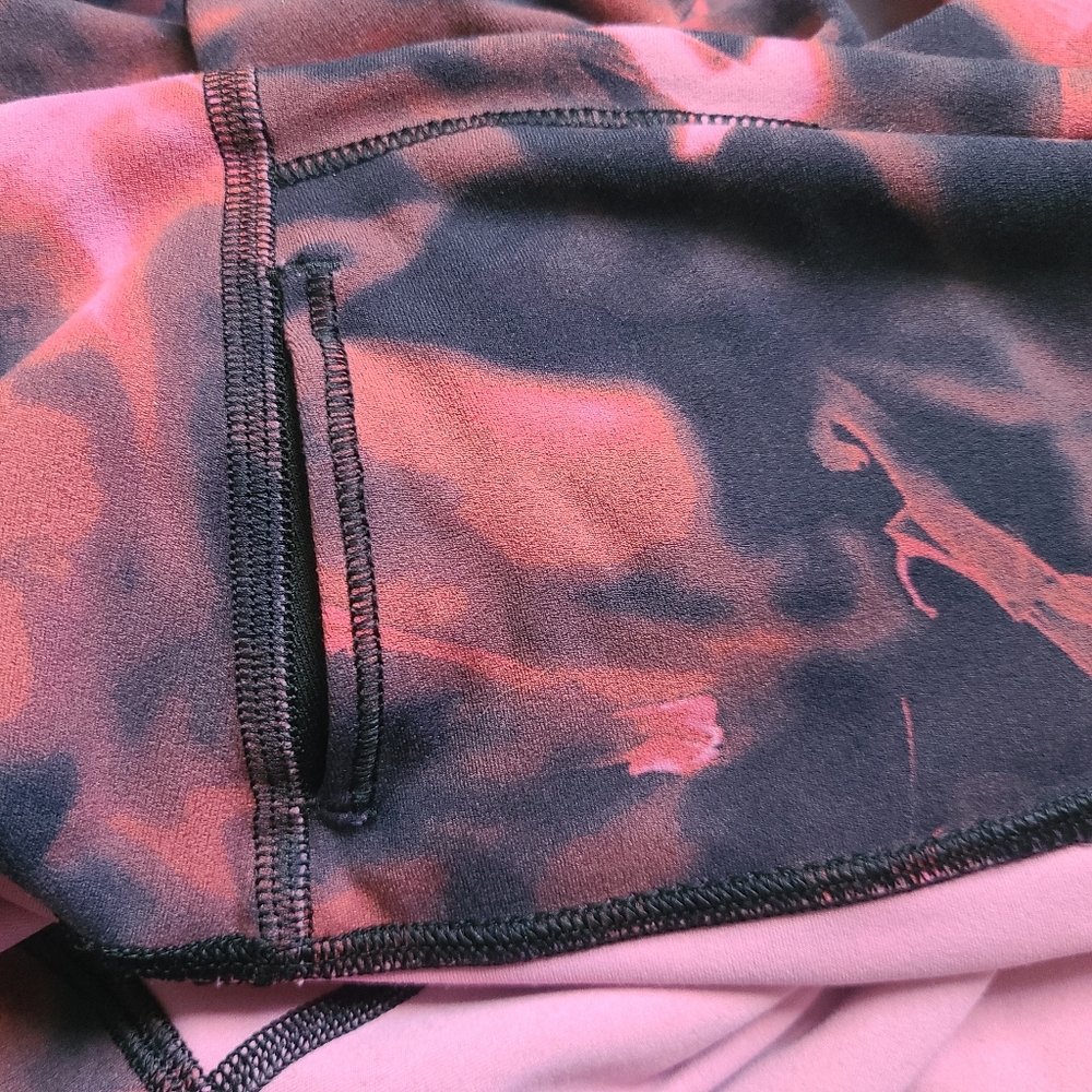 Lululemon Align High-Rise Pink and Black Leggings - Picture 9 of 13